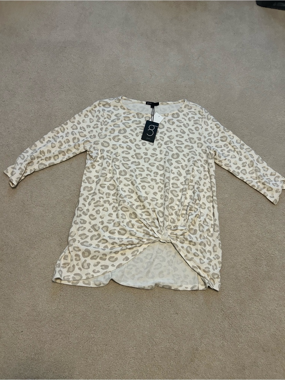 Gibson Cozy Leopard Twist front top NWT